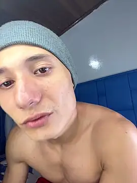 the littleangel1 online show from January 20, 3:37 am