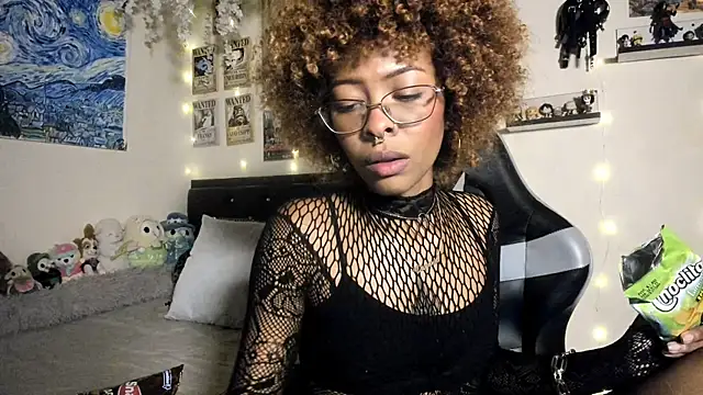 Cristal Jonasxh online show from October 13, 4:36 am