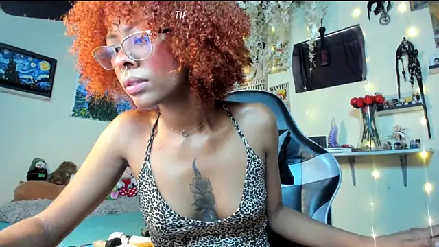 Cristal Jonasxh online show from June 3, 6:45 pm