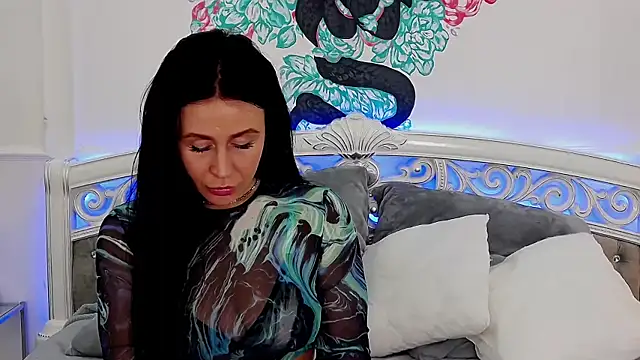 CrissyTaylor online show from January 13, 10:14 am