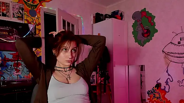 Sunny Mouse  online show from May 1, 6:46 pm