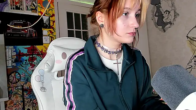 Sunny Mouse  online show from March 14, 12:51 pm