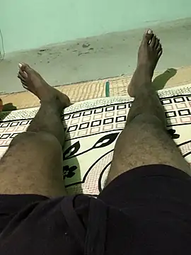 Snapshot of SILENT_FUCKER_01 chatting on March 4, 5:03 pm SILENT FUCKER 01 online show from March 4, 5:03 pm