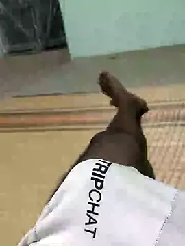 Snapshot of SILENT_FUCKER_01 chatting on March 9, 5:28 pm SILENT FUCKER 01 online show from March 9, 5:28 pm