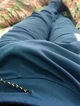 Snapshot of SILENT_FUCKER_01 chatting on March 6, 3:35 am SILENT FUCKER 01 online show from March 6, 3:35 am