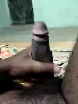 Snapshot of SILENT_FUCKER_01 chatting on February 25, 6:33 pm SILENT FUCKER 01 online show from February 25, 6:33 pm