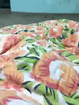 Snapshot of SILENT_FUCKER_01 chatting on December 10, 4:06 pm SILENT FUCKER 01 online show from December 10, 4:06 pm