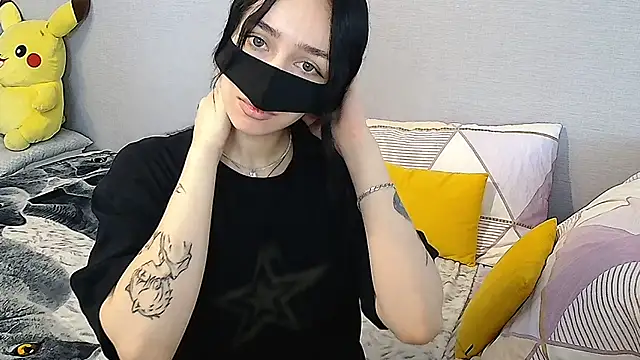 KathrineBerry online show from February 10, 11:55 pm