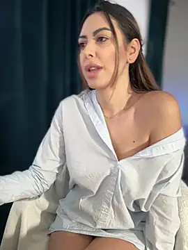 Snapshot of Flower_Pow3r chatting on February 10, 5:58 am Flower Pow3r online show from February 10, 5:58 am