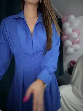 Snapshot of Flower_Pow3r chatting on February 25, 9:58 pm Flower Pow3r online show from February 25, 9:58 pm