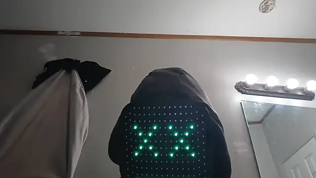 Snapshot of Bi_curious86 chatting on November 11, 9:53 pm Bi curious86 online show from November 11, 9:53 pm