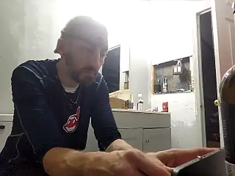 Bi curious86 online show from February 6, 3:35 am