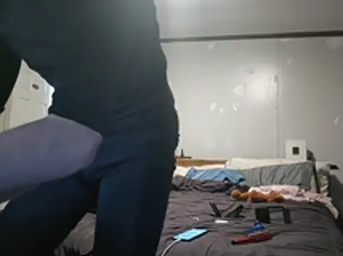 Snapshot of Bi_curious86 chatting on November 28, 9:59 pm Bi curious86 online show from November 28, 9:59 pm