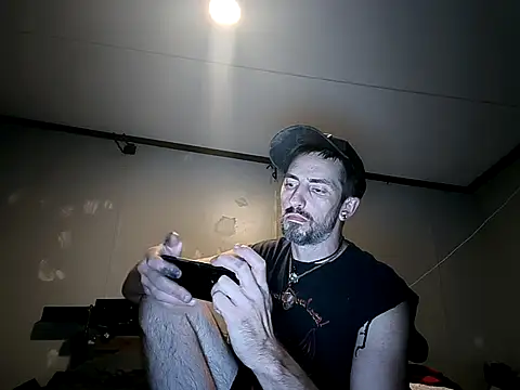 Bi curious86 online show from June 5, 3:33 am