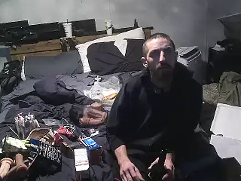 Bi curious86 online show from February 15, 6:36 am