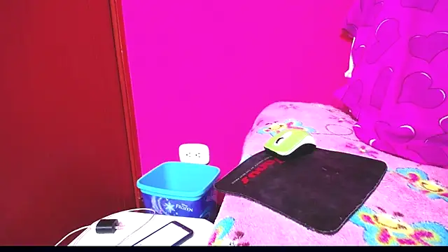 Snapshot of TifanyNasty chatting on March 9, 11:14 pm TifanyNasty online show from March 9, 11:14 pm
