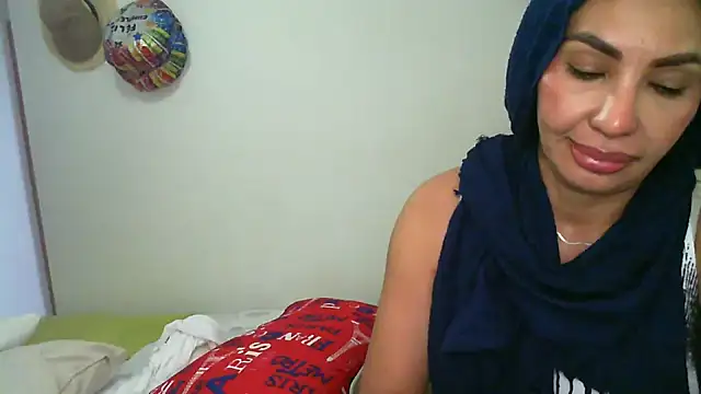 salome  milf online show from February 26, 2:44 am