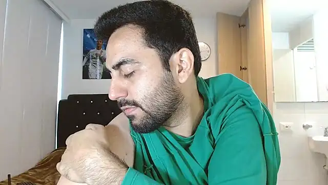 Snapshot of omarmohammedhot2 chatting on January 16, 1:58 pm omarmohammedhot2 online show from January 16, 1:58 pm