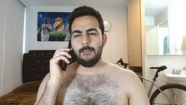 Snapshot of omarmohammedhot2 chatting on December 25, 5:47 pm omarmohammedhot2 online show from December 25, 5:47 pm