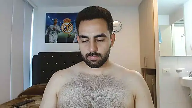 Snapshot of omarmohammedhot2 chatting on February 6, 2:15 pm omarmohammedhot2 online show from February 6, 2:15 pm
