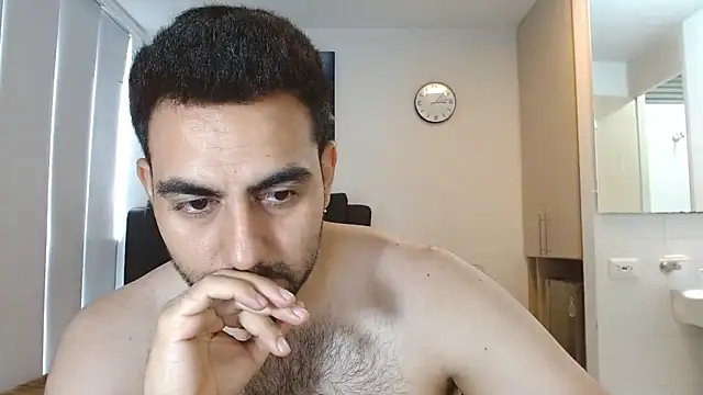 Snapshot of omarmohammedhot2 chatting on March 20, 2:32 pm omarmohammedhot2 online show from March 20, 2:32 pm