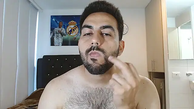 Snapshot of omarmohammedhot2 chatting on February 19, 3:38 pm omarmohammedhot2 online show from February 19, 3:38 pm