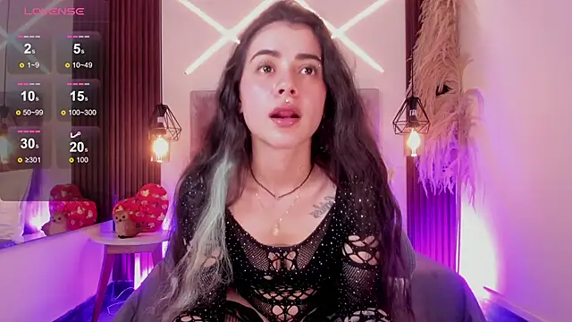dasha-rodrigues online show from May 29, 2:12 pm