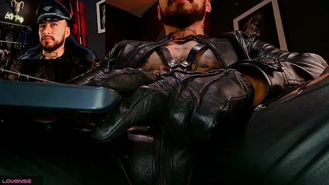 Snapshot of billyMayer_ chatting on November 10, 4:56 pm billyMayer online show from November 10, 4:56 pm