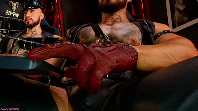 Snapshot of billyMayer_ chatting on November 7, 5:17 pm billyMayer online show from November 7, 5:17 pm