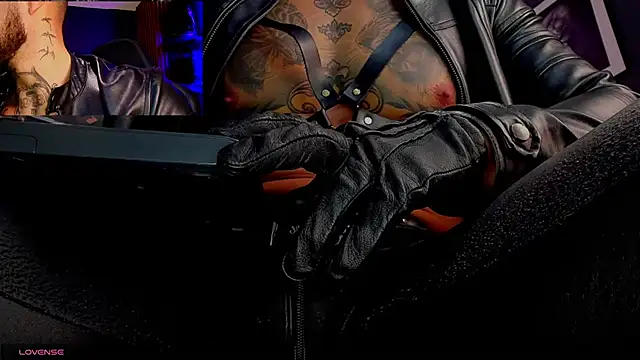 Snapshot of billyMayer_ chatting on September 29, 5:18 pm billyMayer online show from September 29, 5:18 pm