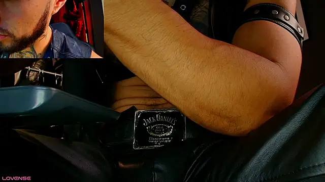 Snapshot of billyMayer_ chatting on November 14, 6:00 pm billyMayer online show from November 14, 6:00 pm