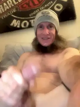 CuddlyFloat88 online show from January 11, 8:21 am