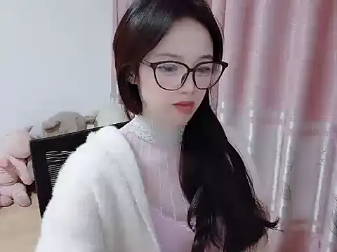 wwcc123 online show from November 18, 1:58 pm