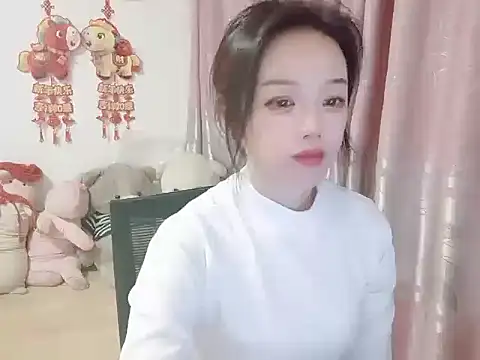 wwcc123 online show from April 4, 2:45 pm