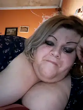 ducicsajsziii online show from March 11, 9:42 pm