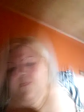 ducicsajsziii online show from October 16, 3:48 am