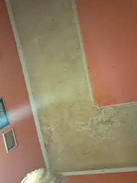 ducicsajsziii online show from March 8, 1:47 pm