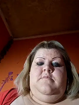 Snapshot of ducicsajsziii chatting on February 15, 7:51 am ducicsajsziii online show from February 15, 7:51 am