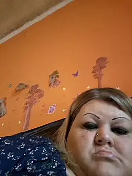 ducicsajsziii online show from April 13, 10:52 am