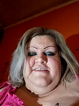 Snapshot of ducicsajsziii chatting on February 6, 5:20 pm ducicsajsziii online show from February 6, 5:20 pm