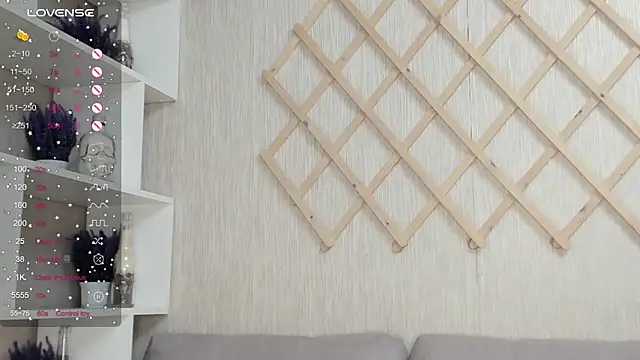 Snapshot of AutoBaby chatting on October 9, 11:33 am AutoBaby online show from October 9, 11:33 am