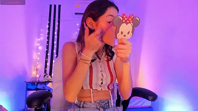 Gorgeous Team online show from March 4, 8:27 pm