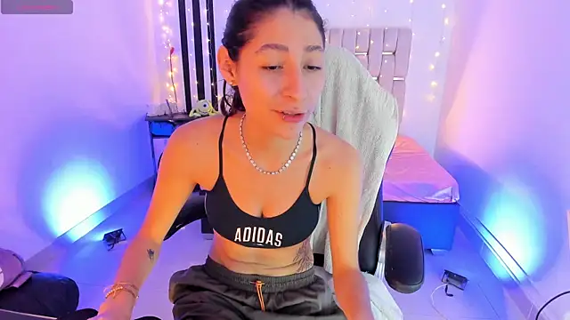 Gorgeous Team online show from April 17, 9:17 pm