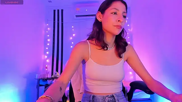 Snapshot of Gorgeous_Team chatting on February 26, 7:36 pm Gorgeous Team online show from February 26, 7:36 pm