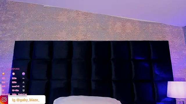 Snapshot of Gaby_Blaze chatting on February 27, 11:04 pm Gaby Blaze online show from February 27, 11:04 pm