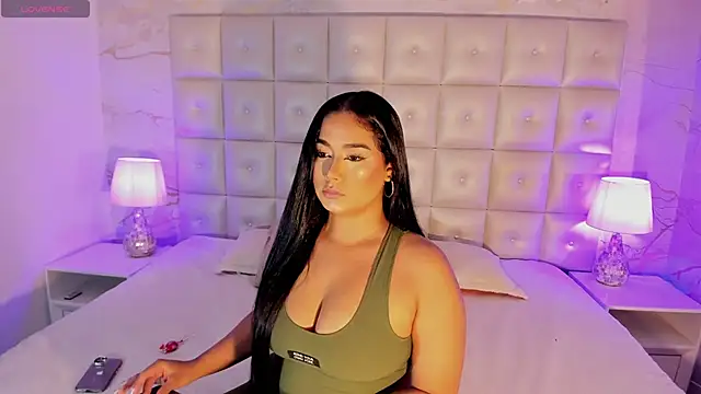 Snapshot of Gaby_Blaze chatting on January 23, 7:51 pm Gaby Blaze online show from January 23, 7:51 pm