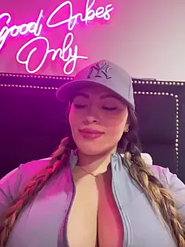 sexyyykloee online show from May 20, 3:36 am
