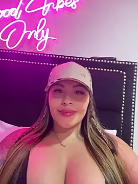 sexyyykloee online show from May 16, 6:34 am