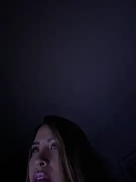 sexyyykloee online show from April 14, 5:34 am