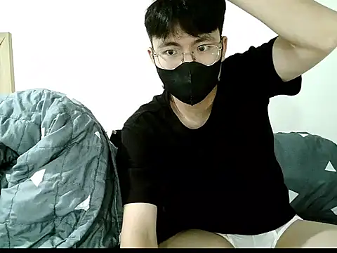 Gwencloudy online show from October 6, 4:08 pm